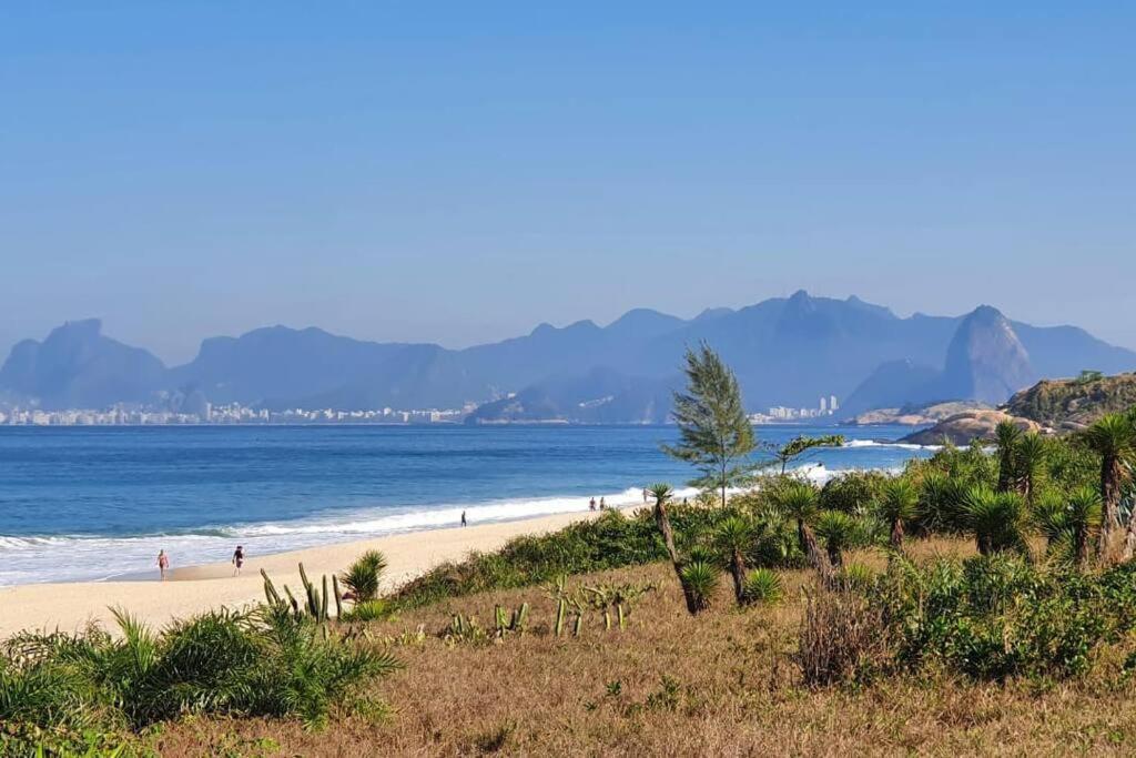 Apto Pe Na Areia Condominio Oceanside Camboinhas Niteroi Exterior photo